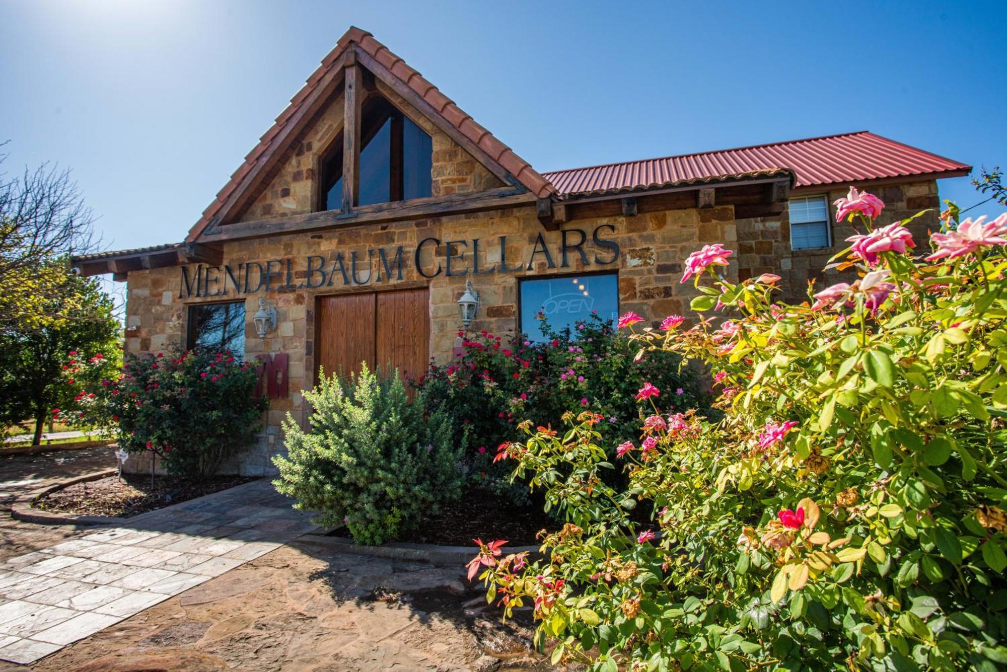 Pecan Cabin Fredericksburg Exterior photo